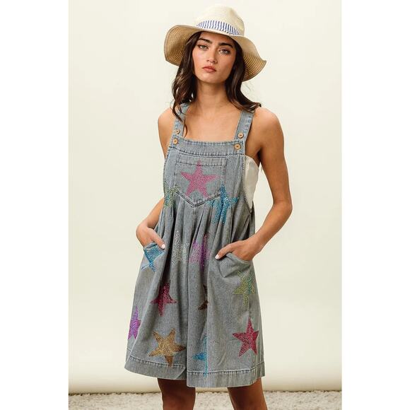 BiBi Star Pattern Rhinestone Washed Side Pockets Wide Leg Shortalls | Lt Denim - Picture 2 of 12